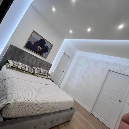 Zoelia Casilina House